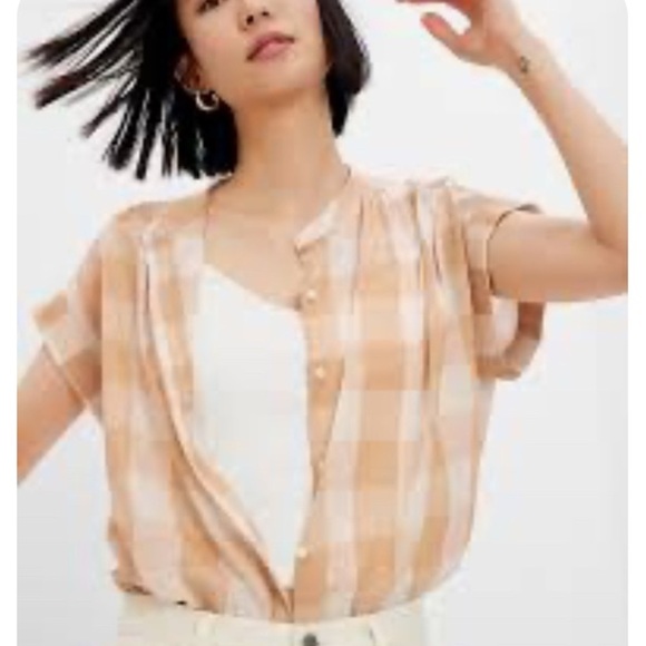 Gap Shirred Gingham Button-Front Shirt - Picture 1 of 7